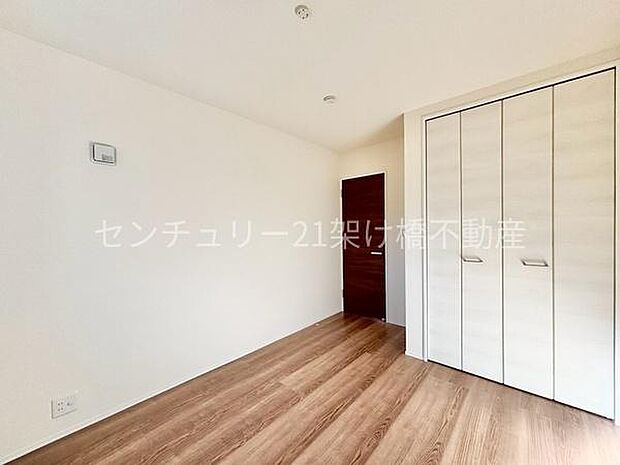 【2F 洋室 5.4帖】