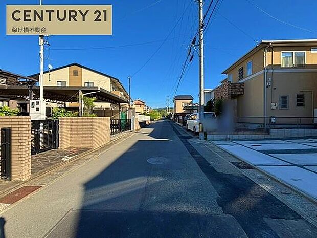 北側公道約6mあり、広々!