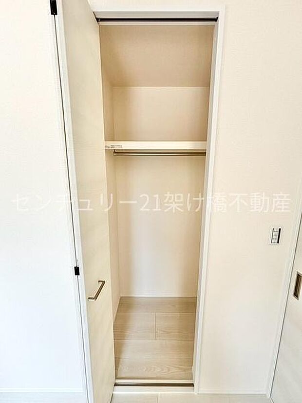 【1階洋室 4.5帖】収納