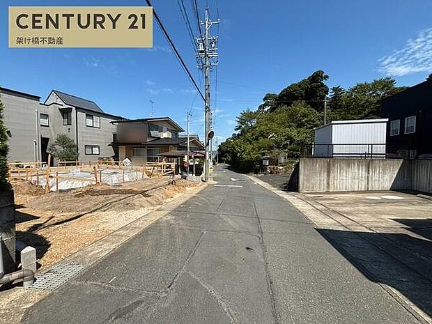 東側公道約6ｍあり、広々！