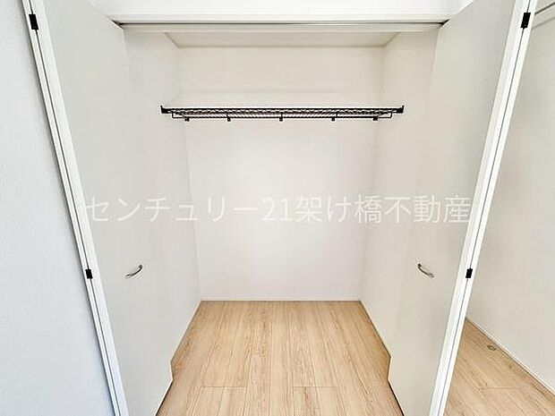 【2階　洋室　7．2帖】クローゼット