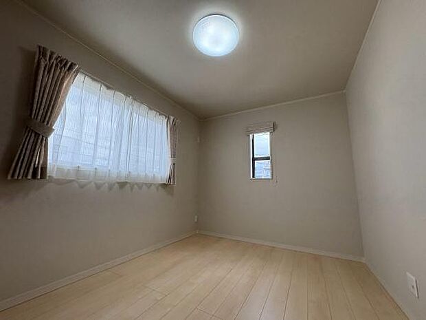 【2階　洋室　6帖】全洋室ウォークインクローゼット完備！