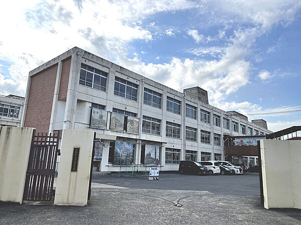京都市立洛南中学校まで1958m