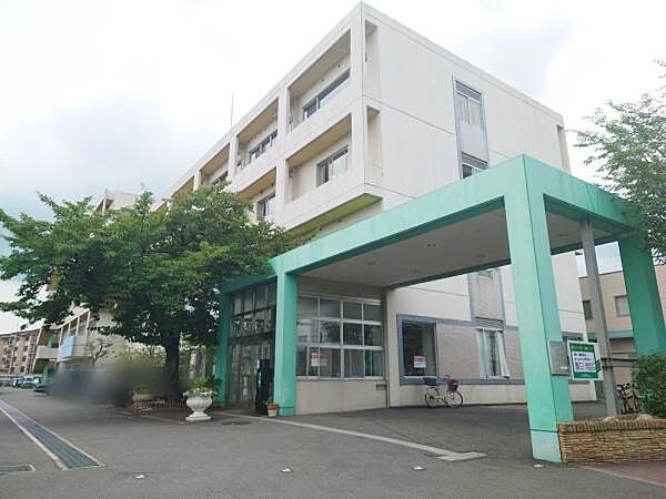 一般財団法人仁風会京都南西病院まで1068m