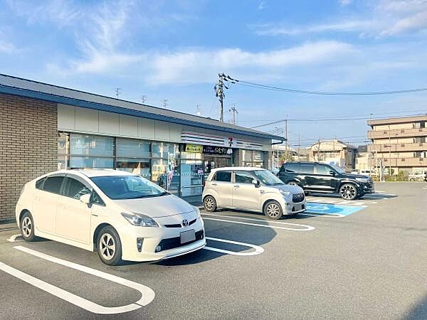 セブンイレブン京都桂上野西町店まで288m