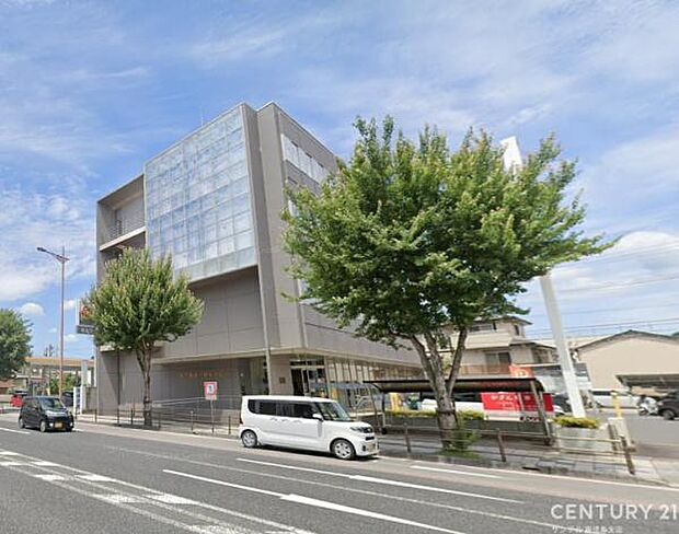 鹿児島銀行草牟田支店まで750m