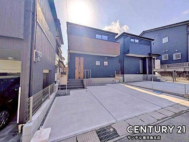 お車は2台駐車可能です♪