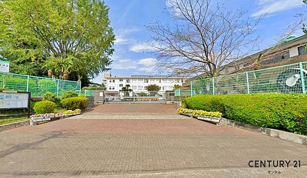 鹿児島市立吉野中学校まで2500m