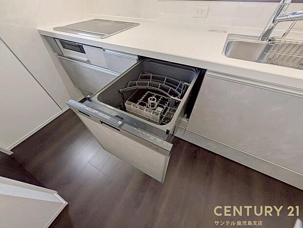 手荒れを防いで、家事の時間も削減できる食洗機付き♪高水温で洗浄をするので、衛生面的にも安心で♪片付けの時短にもなるので大活躍間違いなしです♪