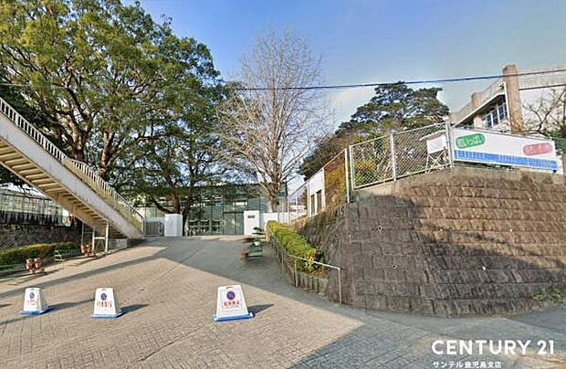 鹿児島市立福平小学校まで1100m