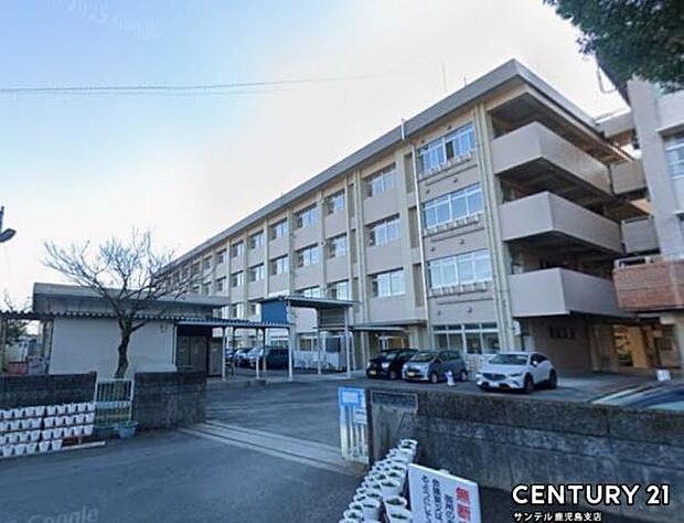 鹿児島市立和田中学校まで700m