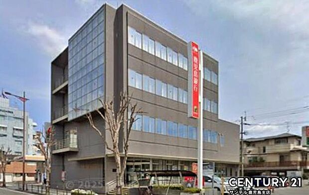 鹿児島銀行草牟田支店まで650m