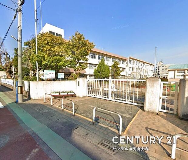 鹿児島市立八幡小学校まで290m