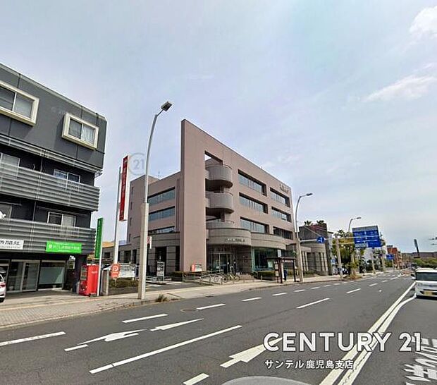 鹿児島銀行鴨池支店まで290m