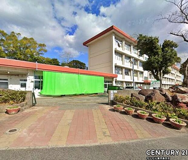 鹿児島市立錦江台小学校まで160m