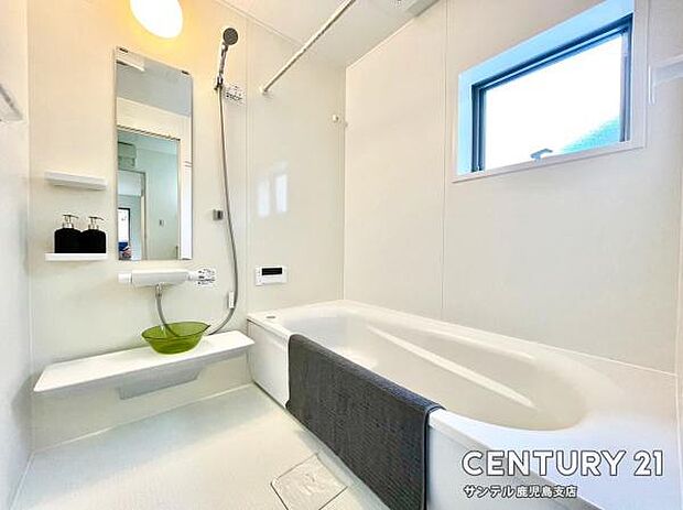 （同仕様モデル）バス！浴室乾燥、涼風、暖房、24時間換気機能が付いており、いつでも快適なバスタイムを過ごせ、ヒートショックも防げます♪雨の日などには、洗濯物を乾かすのも良いですね♪