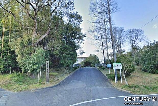 鹿児島市立吉田南中学校まで1000m