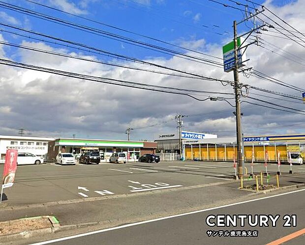 ファミリーマート神之山店まで240m