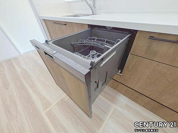 (同仕様モデル写真)手荒れを防いで、家事の時間も削減できる食洗機付き♪高水温で洗浄をするので、衛生面的にも安心で♪片付けの時短にもなるので大活躍間違いなしです♪