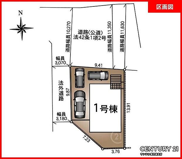 駐車スペースは、縦列含めて3台分ございます！（車種によります）また、コンパクトな南向きお庭がございます♪