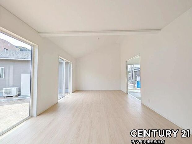 18帖のLDKリビングです♪