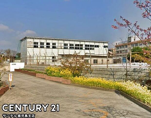 鹿児島市立吉野東小学校まで450m