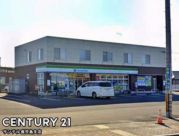 ファミリーマート蓑原店まで700m