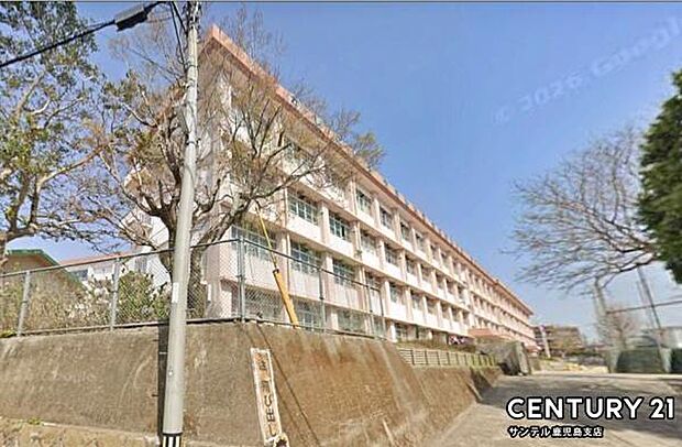 鹿児島市立吉野小学校まで700m