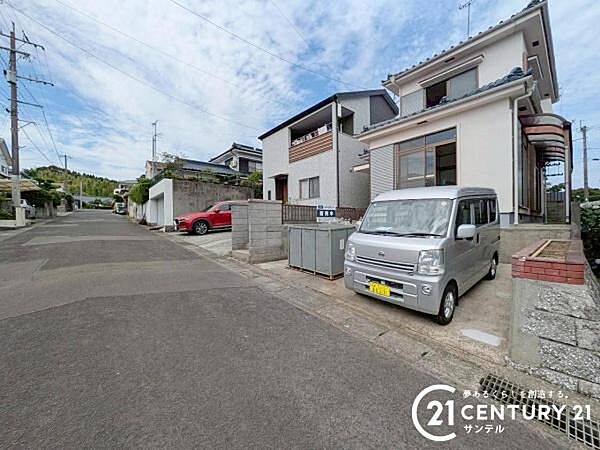 前面道路から撮影した現地写真です♪※現況になります