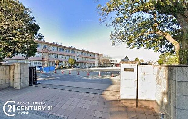 鹿児島市立西紫原小学校まで600m