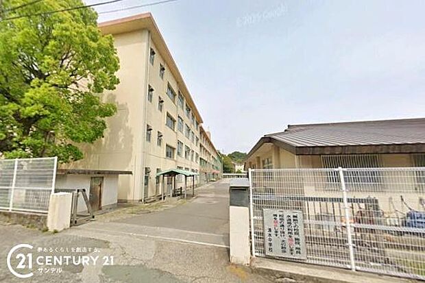 鹿児島市立清水中学校まで700m