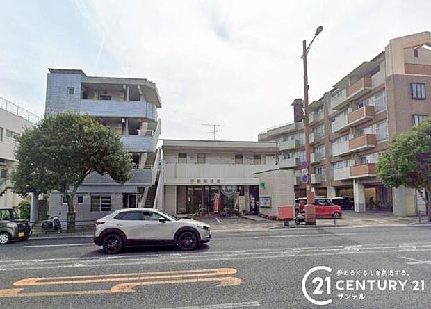 伊敷郵便局まで240m