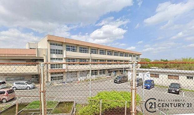 鹿児島市立坂元台小学校まで900m