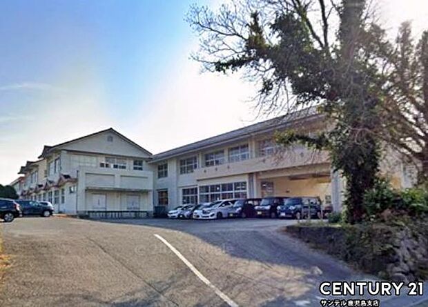 いちき串木野市立串木野小学校まで950m