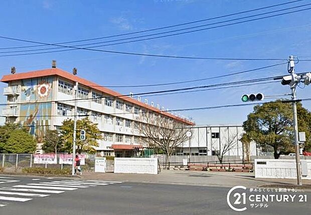 鹿児島市立谷山中学校まで700m