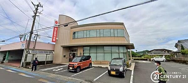 鹿児島相互信用金庫姶良支店まで1000m