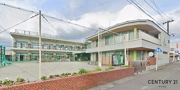 認定こども園うちの幼稚園まで110m
