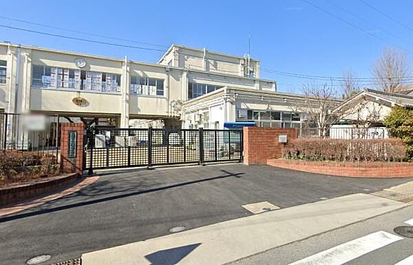 京都市立山階南小学校まで350m