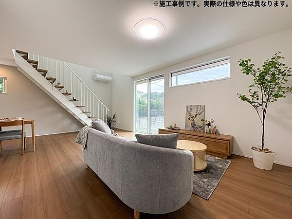 リビング/ダイニングを拡大表示