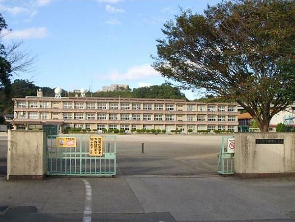 大分市立荏隈小学校まで740m、大分市立荏隈小学校まで740m