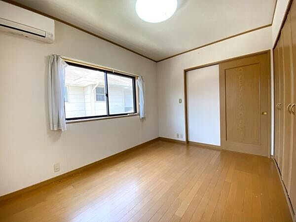 6帖のお部屋です♪