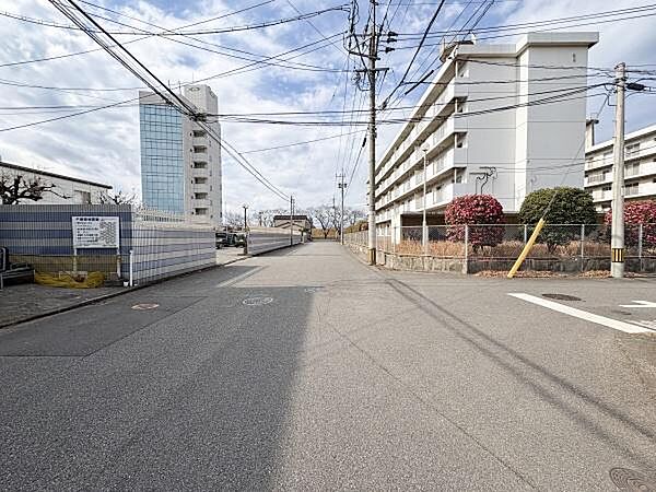 面道路含む現地(2026年2月撮影)