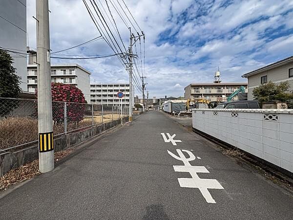 面道路含む現地(2026年2月撮影)