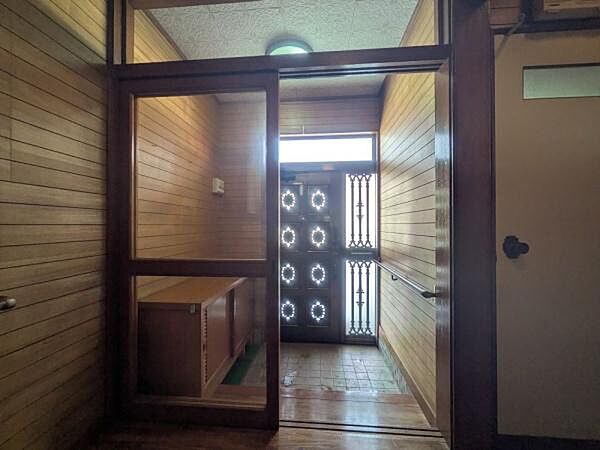 玄関