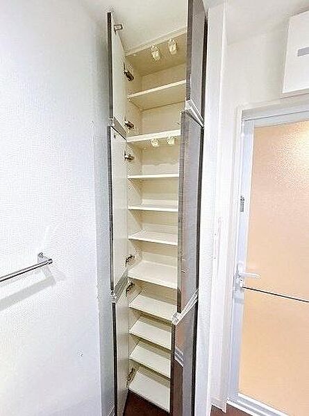 脱衣所の収納