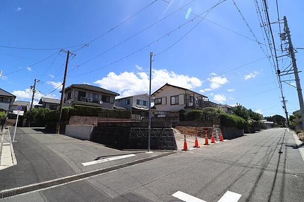 解体工事中！物件購入のご相談・その他ご質問など、お気軽にお問合せください！