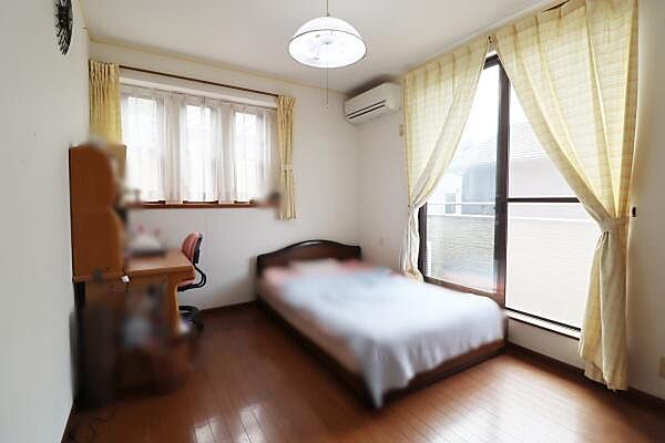 なんとこちらにもウォークインクローゼット付き！メーターモジュールの良さを遺憾なく発揮しています！！