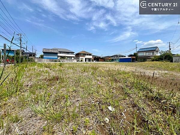 お好きなハウスメーカーで理想のお家が建てられます。建物プラン例ございます！物件情報だけでなく、周辺環境等も一緒にご案内！