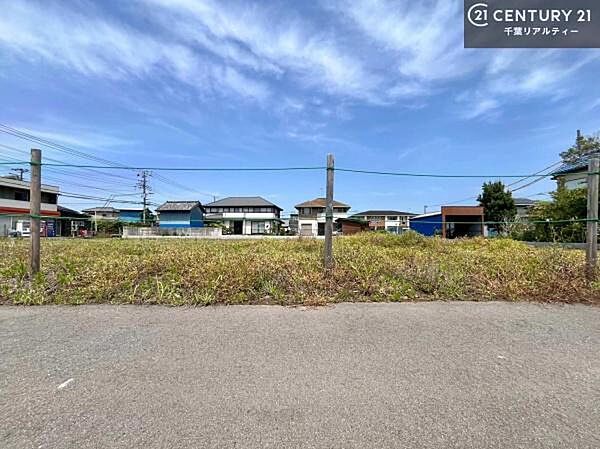 お好きなハウスメーカーで理想のお家が建てられます。建物プラン例ございます！物件情報だけでなく、周辺環境等も一緒にご案内！