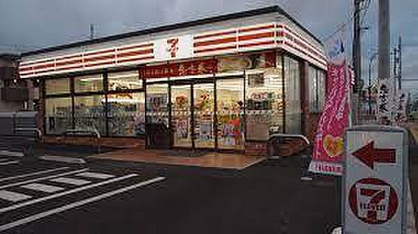 セブンイレブン袖ケ浦市役所北店まで1302m
